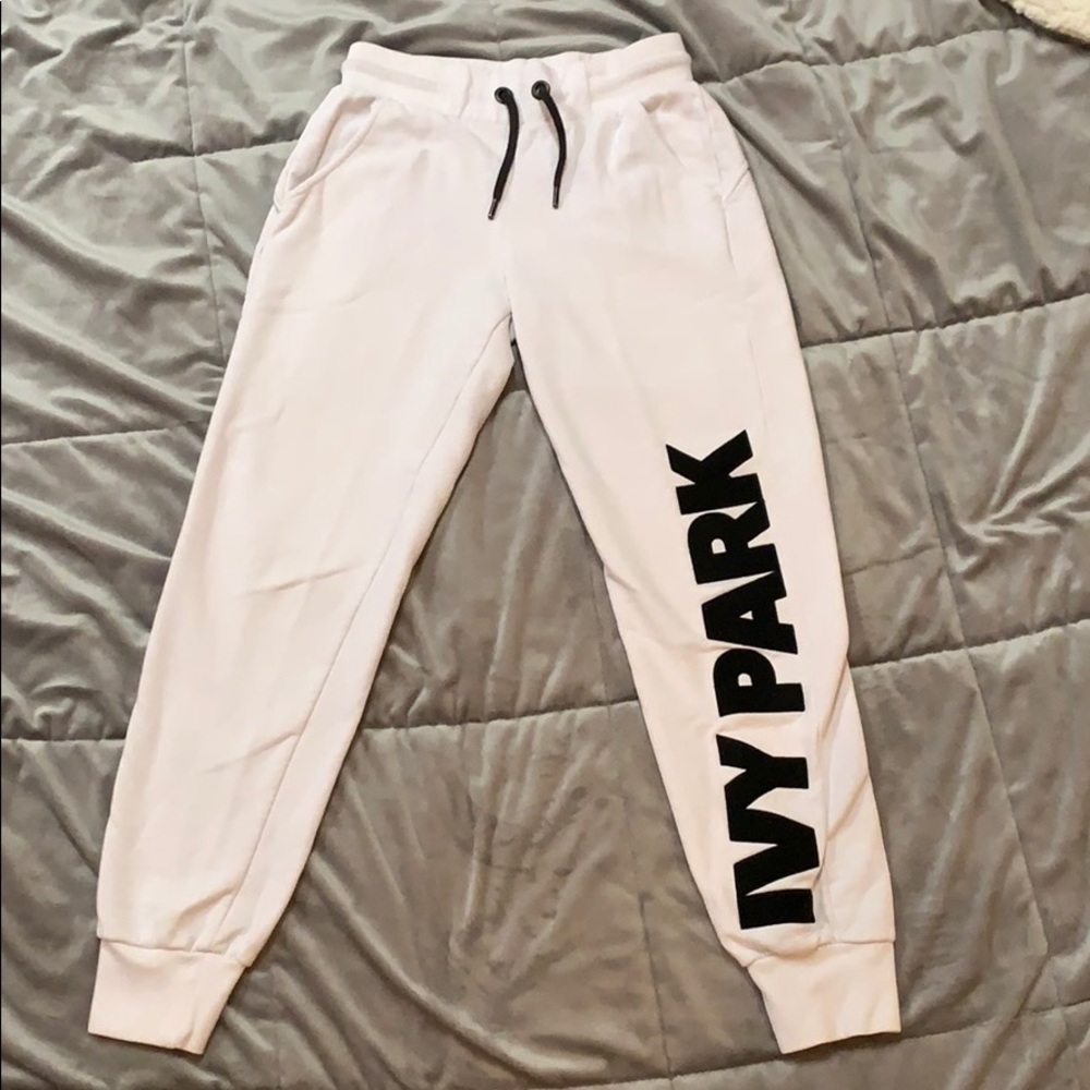 IVY PARK joggers